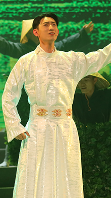 楊慶兵：洗凈塵埃是芳華，百味人生茶道間