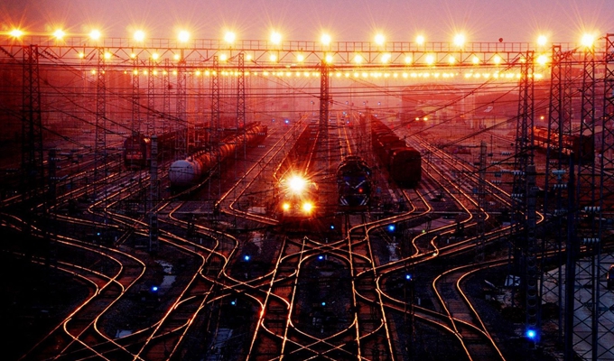 經(jīng)濟(jì)結(jié)構(gòu)轉(zhuǎn)型升級(jí)為經(jīng)濟(jì)發(fā)展釋放活力