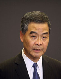 梁振英：用好&ldquo;一國兩制&rdquo;雙重優勢