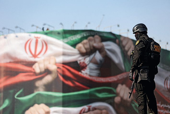 壓力重重，伊朗在經歷什么