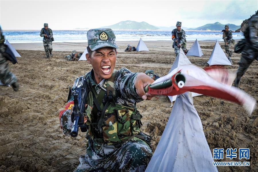 （建軍90周年&middot;英雄&middot;圖文互動(dòng)）（1）解讀英雄連隊(duì)的英雄密碼&mdash;&mdash;走進(jìn)第72集團(tuán)軍某合成旅&ldquo;硬骨頭六連&rdquo;