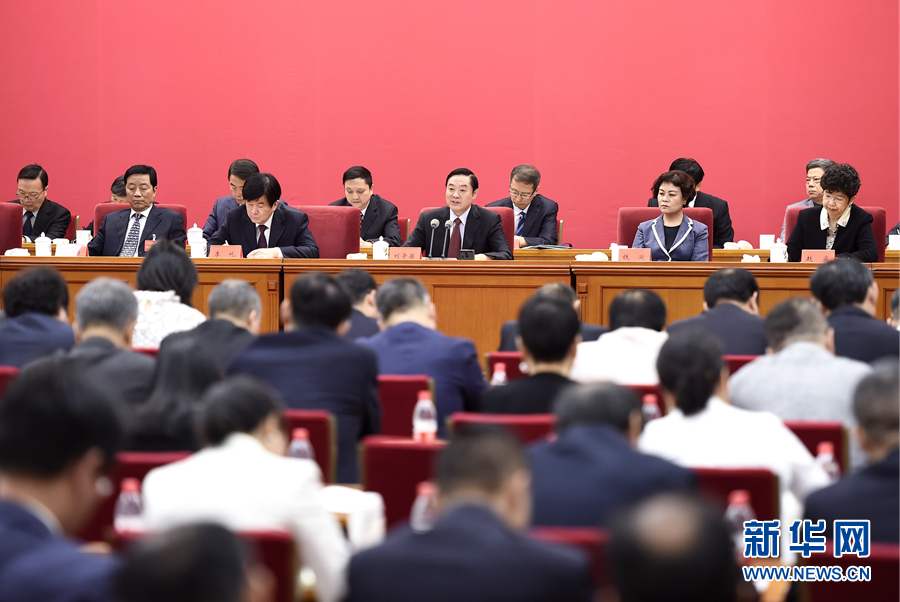 9月20日，中國電視藝術家協會第六次全國代表大會在北京召開。中共中央政治局委員、中央書記處書記、中宣部部長劉奇葆出席開幕式并講話。新華社記者 燕雁 攝