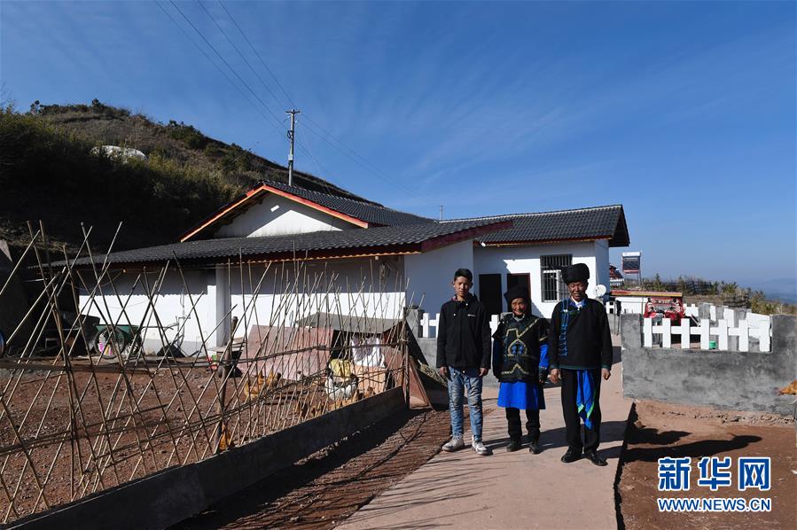 （新媒體專(zhuān)線(xiàn)）（2）我們對(duì)美好生活更加充滿(mǎn)信心&mdash;&mdash;習(xí)近平總書(shū)記春節(jié)前夕赴四川看望慰問(wèn)回訪(fǎng)記 