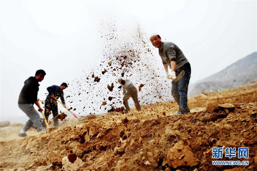 （新華全媒頭條&middot;圖文互動）（1）打好脫貧攻堅&ldquo;硬仗中的硬仗&rdquo;&mdash;&mdash;寫在深度貧困地區脫貧攻堅座談會召開一周年之際
