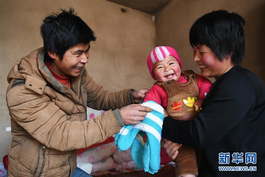 （新華全媒頭條&middot;圖文互動）（2）打好脫貧攻堅&ldquo;硬仗中的硬仗&rdquo;&mdash;&mdash;寫在深度貧困地區脫貧攻堅座談會召開一周年之際