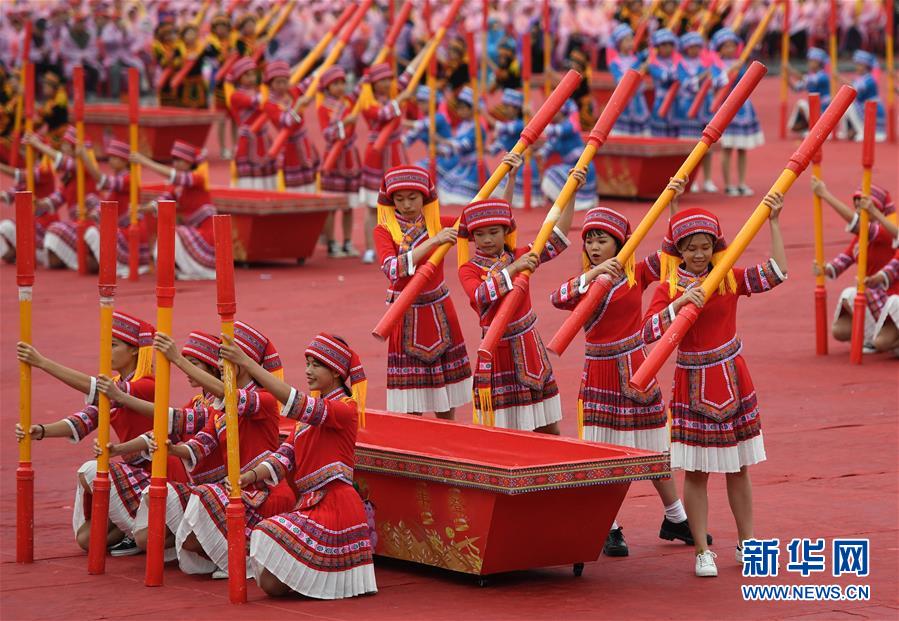 （輝煌60年&middot;壯美新廣西&middot;圖文互動）（7）和睦相處一家親 攜手并進謀發展&mdash;&mdash;廣西民族團結發展觀察