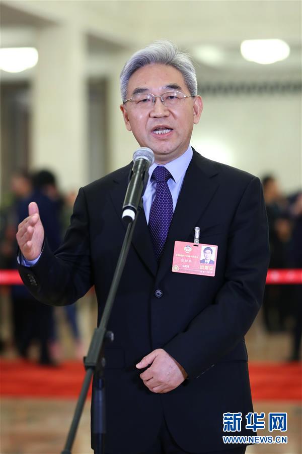 （兩會&middot;政協開幕）（11）全國政協委員接受采訪