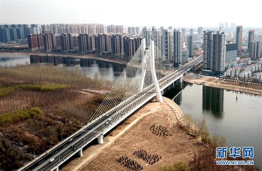 （在習近平新時代中國特色社會主義思想指引下&mdash;&mdash;新時代新作為新篇章&middot;圖文互動）（3）梗阻的&ldquo;血脈&rdquo;通了 彼此的心拉近了&mdash;&mdash;京津冀&ldquo;斷頭路&rdquo;打通記