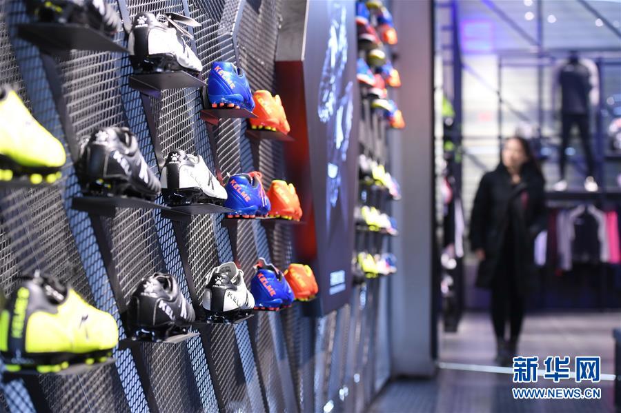 （在習近平新時代中國特色社會主義思想指引下&mdash;&mdash;新時代新作為新篇章&middot;圖文互動）（4）國際范兒&middot;科技范兒&middot;綠色范兒&mdash;&mdash;傳統制造業嶄露&ldquo;新面孔&rdquo;