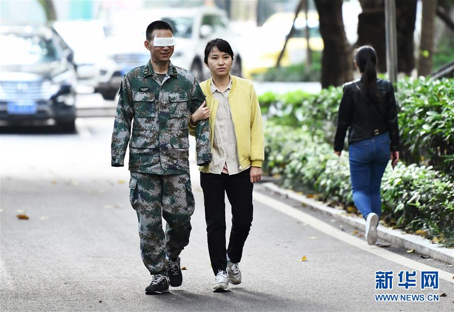 （時代先鋒&middot;圖文互動）（6）新時代最可愛的人&mdash;&mdash;記陸軍某掃雷排爆大隊英雄戰士杜富國