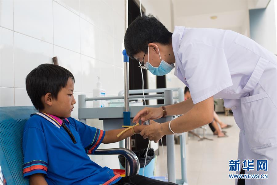 （圖文互動）（7）從&ldquo;最后定族&rdquo;到&ldquo;率先脫貧&rdquo;&mdash;&mdash;我國第56個民族基諾族脫貧記事