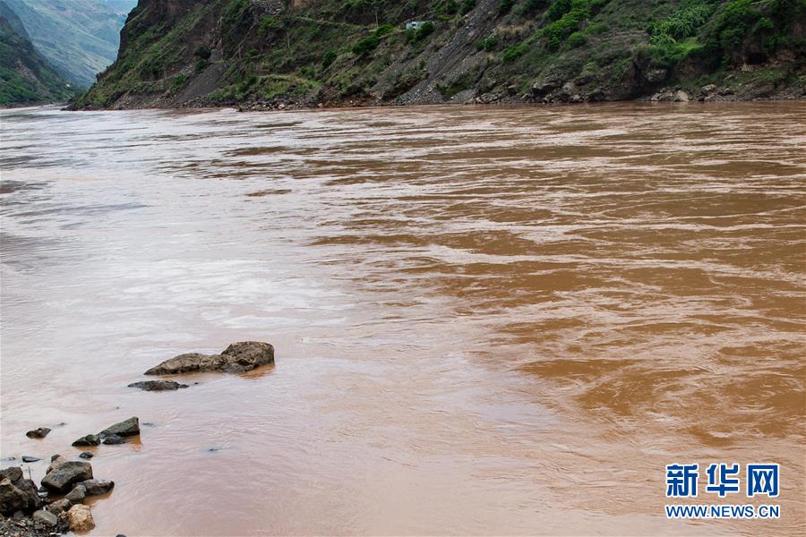 （新華全媒頭條&middot;壯麗70年&middot;奮斗新時代&mdash;&mdash;記者再走長征路&middot;圖文互動）（7）前進，向著光明的方向&mdash;&mdash;尋訪金沙江畔紅色印記