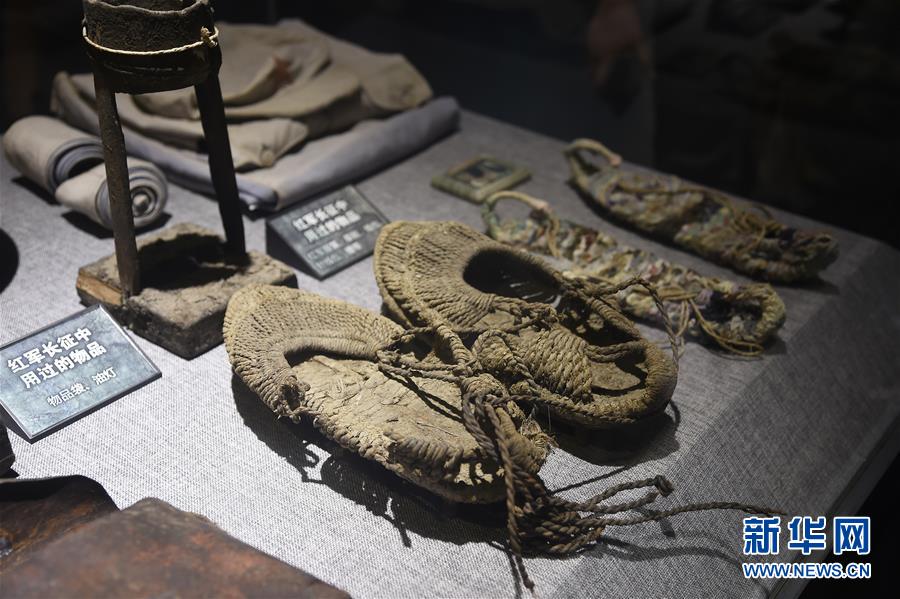 （壯麗70年&middot;奮斗新時(shí)代&mdash;&mdash;記者再走長(zhǎng)征路&middot;圖文互動(dòng)）（3）夾金山上&ldquo;馬燈紅&rdquo;