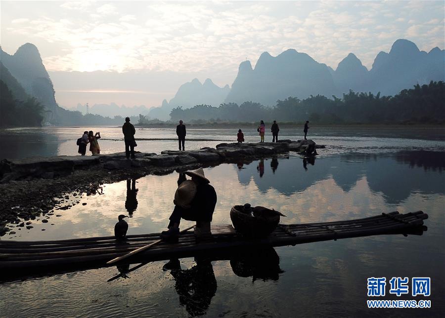 （壯麗70年 奮斗新時(shí)代&mdash;&mdash;推動(dòng)高質(zhì)量發(fā)展調(diào)研行&middot;圖文互動(dòng)）（3）亮出一江清水優(yōu)質(zhì)&ldquo;成績(jī)單&rdquo;&mdash;&mdash;廣西重點(diǎn)流域水環(huán)境綜合治理觀察