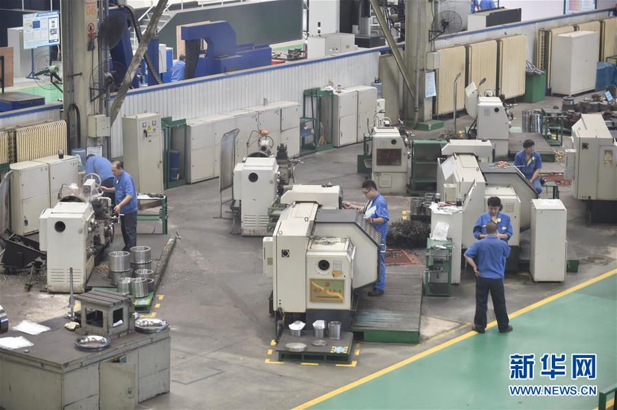 （新華全媒頭條&middot;壯麗70年 奮斗新時代&mdash;&mdash;推動高質量發(fā)展調研行&middot;圖文互動）（4）潮平兩岸闊 奮楫正當時&mdash;&mdash;來自遼寧的高質量發(fā)展實踐