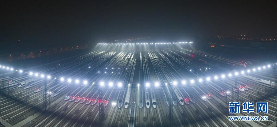 （壯麗70年&middot;奮斗新時代&mdash;&mdash;共和國發展成就巡禮）（1）人暢其行、貨暢其流&mdash;&mdash;共和國交通運輸業發展成就巡禮