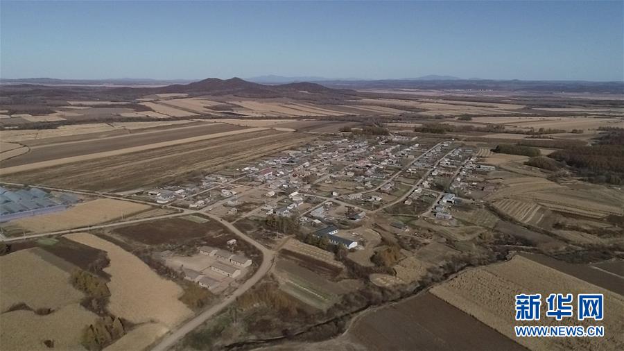 （在習近平新時代中國特色社會主義思想指引下&mdash;&mdash;新時代新作為新篇章&middot;總書記關(guān)心的百姓身邊事&middot;圖文互動）（1）一個貧困山村的振興新動能&mdash;&mdash;小故事里的大情懷之五