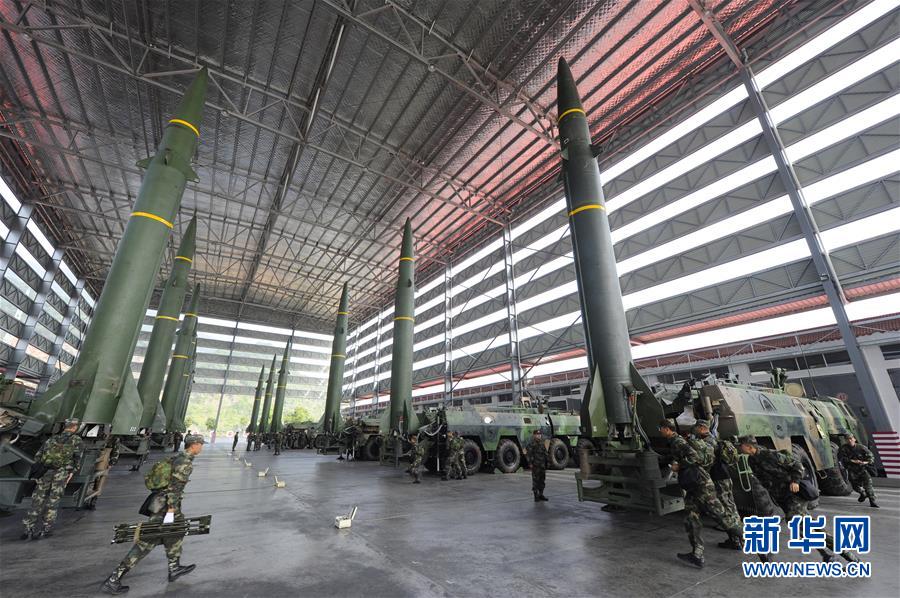 （圖文互動）（1）永遠(yuǎn)沖鋒的&ldquo;導(dǎo)彈發(fā)射先鋒營&rdquo;&mdash;&mdash;記闊步強軍征途的火箭軍某旅發(fā)射一營