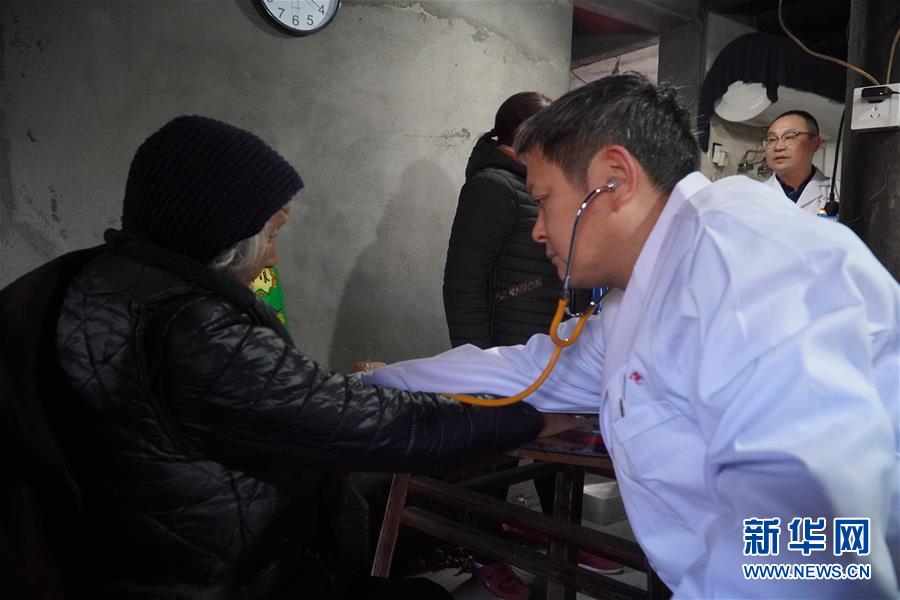 （新春走基層&middot;圖文互動）（2）高山來了醫療隊