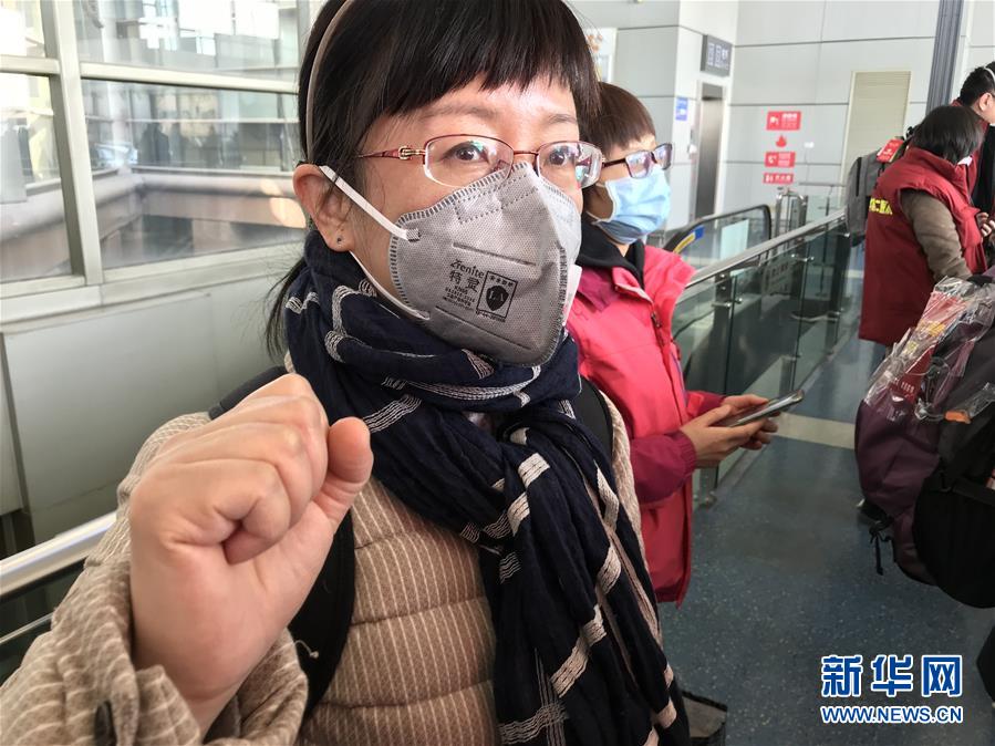 （熱點鮮報&middot;圖文互動）（2）三代人的約定：父母送我援湖北，我給孩子樹榜樣