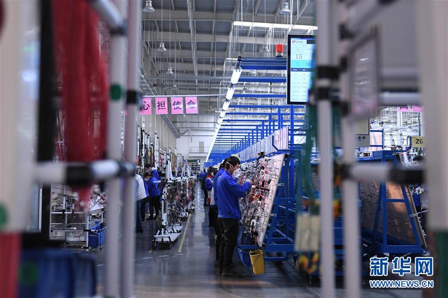 （聚焦疫情防控&middot;圖文互動）（3）用疫情&ldquo;防控線&rdquo;守衛企業&ldquo;生命線&rdquo;&mdash;&mdash;長春復工企業防控一線見聞