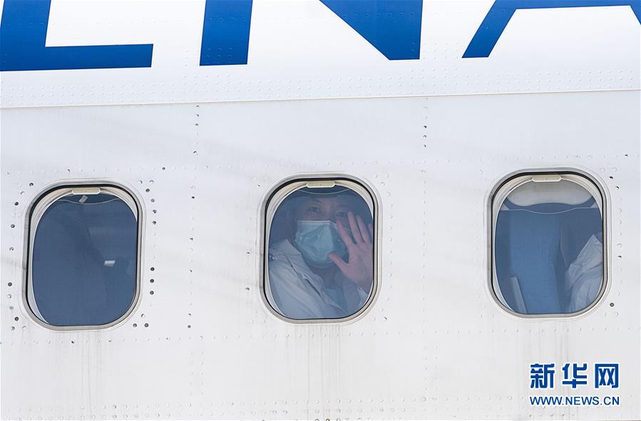 （新華全媒頭條&middot;圖文互動）（7）最美逆行者，武漢永遠記得你！&mdash;&mdash;首批援鄂醫(yī)療隊返程紀實