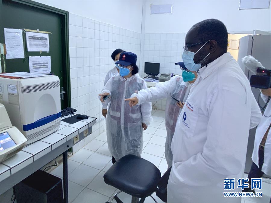 （新華全媒頭條&middot;圖文互動）（13）&ldquo;始終把人民群眾生命安全和身體健康放在第一位&rdquo;&mdash;&mdash;中國抗疫彰顯&ldquo;生命至上、人民至上&rdquo;理念