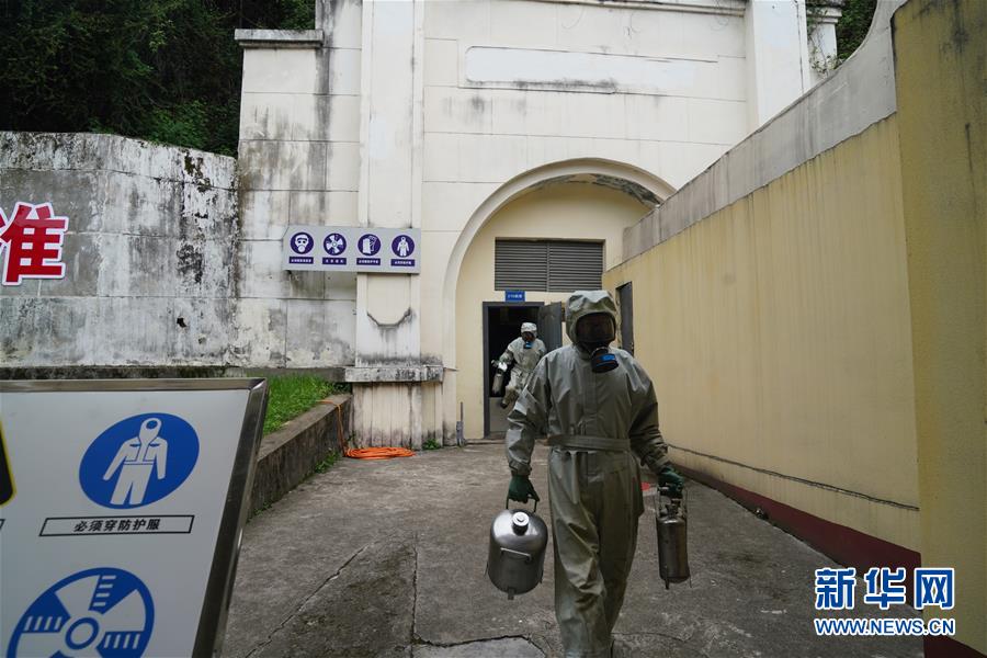 （圖文互動）（1）北斗發射緊急叫停后&hellip;&hellip;&mdash;&mdash;記西昌衛星發射中心加注分隊黨員群體