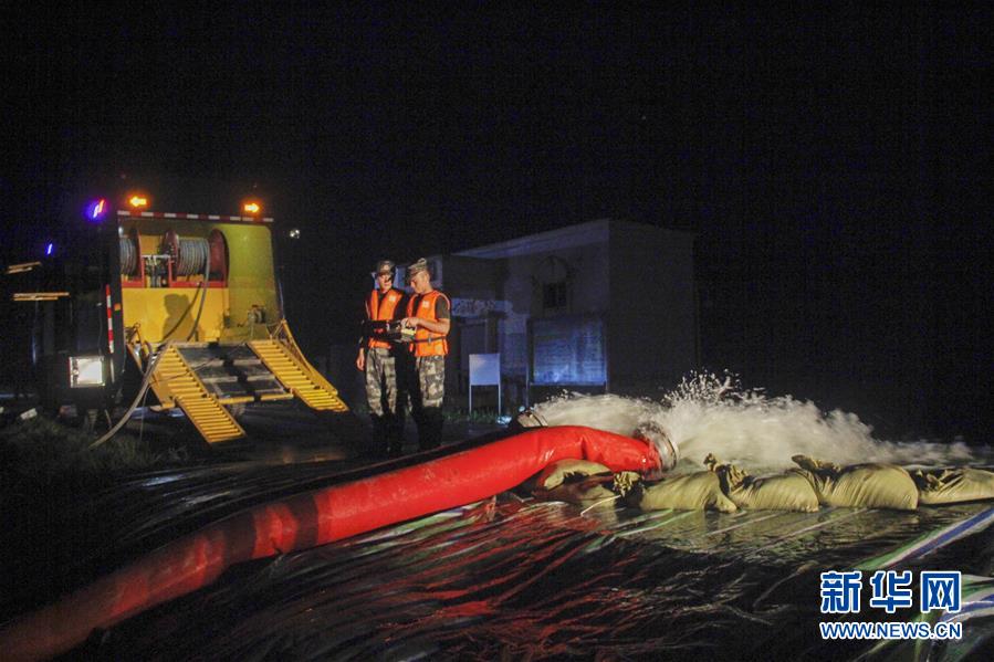 （防汛抗洪&middot;圖文互動(dòng)）（3）洪水不退，子弟兵誓死不退&mdash;&mdash;解放軍和武警部隊(duì)官兵參與洪澇災(zāi)害搶險(xiǎn)救援記事