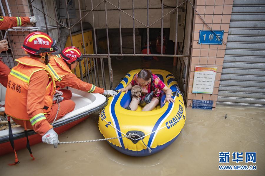 （防汛抗洪&middot;圖文互動）（10）筑起防大汛的堅強防線&mdash;&mdash;重慶防御長江、嘉陵江過境洪峰現場記錄