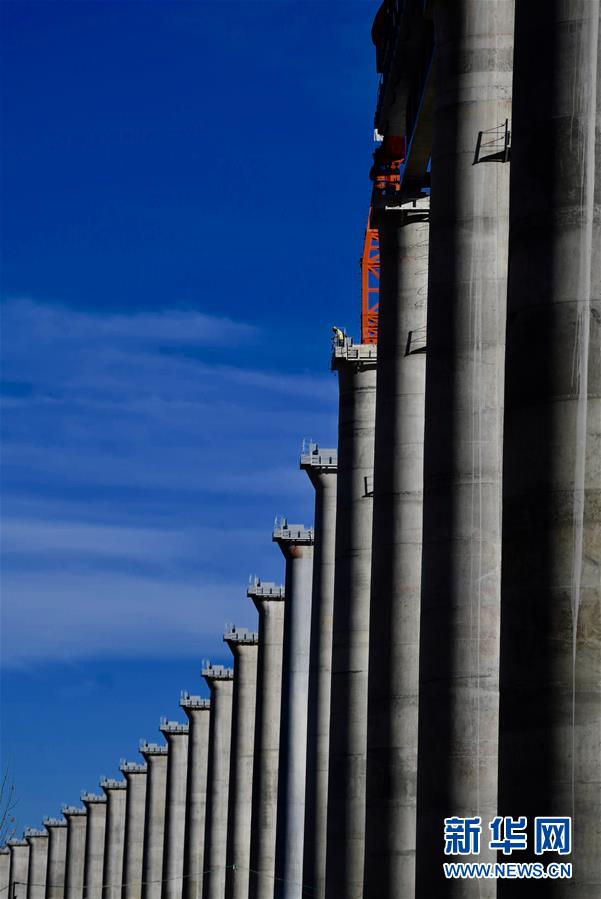 （新華全媒頭條&middot;圖文互動）（11）闊步走在新時代康莊大道上&mdash;&mdash;以習近平同志為核心的黨中央關心西藏工作紀實