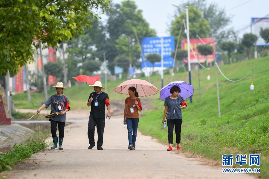 （新華全媒頭條&middot;圖文互動(dòng)）（4）&ldquo;洪線&rdquo;逆險(xiǎn)守家國(guó)&mdash;&mdash;抗洪一線的凡人星光