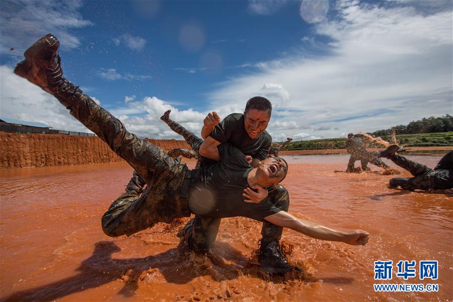 （圖文互動）（2）守護平安的&ldquo;鋼刀傳人&rdquo;&mdash;&mdash;記武警云南總隊某支隊機動一中隊