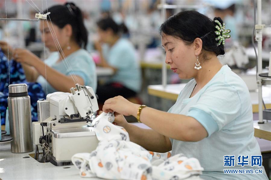 （新華全媒頭條&middot;圖文互動）（9）新天地 新兒女 新奇跡&mdash;&mdash;脫貧攻堅繪就新疆新圖景