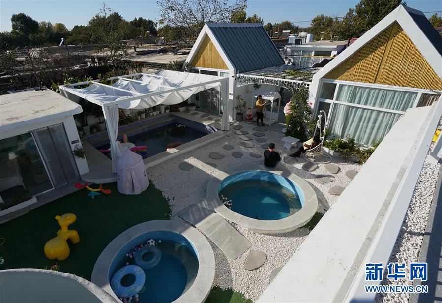 (全面建成小康社會“百城千縣萬村調研行”·圖文互動)(2)北戴河村:藝術院落“點亮”鄉村致富路