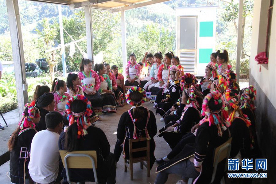 （五中全會精神在基層&middot;圖文互動）（5）天津、福建、廣東、云南等地創新形式讓黨的十九屆五中全會精神&ldquo;飛入尋常百姓家&rdquo;