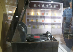 上海：觀展覽 迎&ldquo;八一&rdquo;