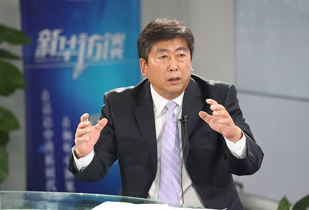 最根本的就是錢從哪里來、人往哪里去。