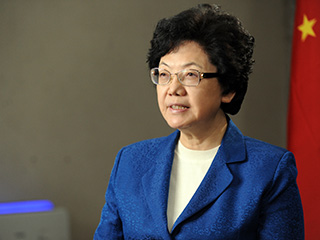 大醫(yī)院人滿(mǎn)為患，社區(qū)醫(yī)院門(mén)可羅雀怎么破？