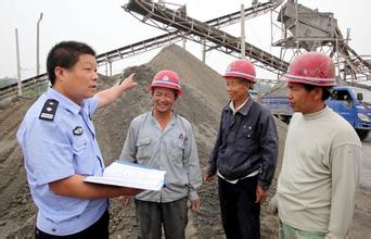 當前我國安全生產形勢表現為&ldquo;雙重疊加&rdquo;特點