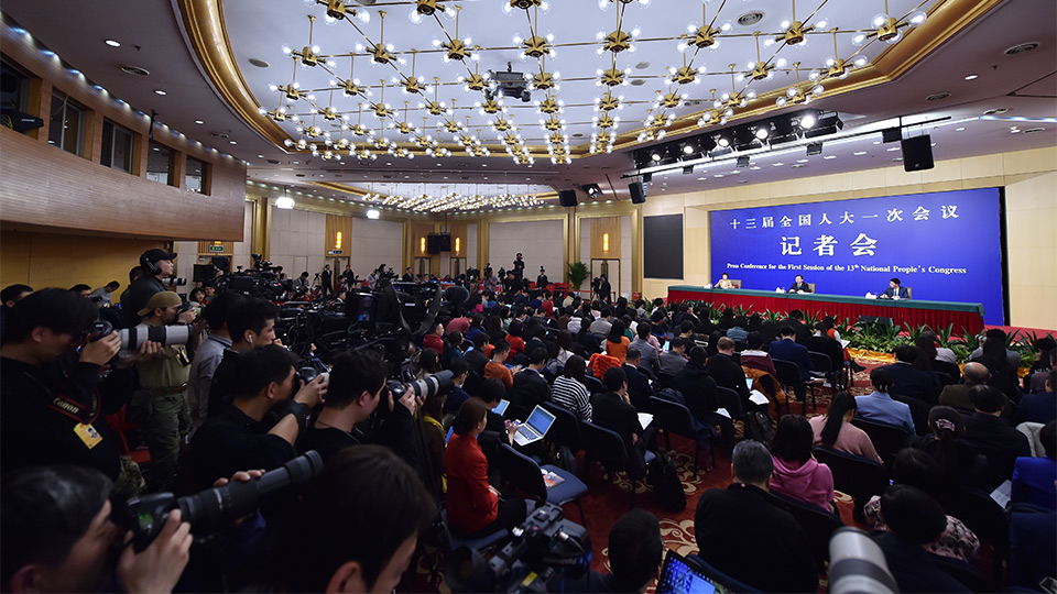 李干杰就&ldquo;打好污染防治攻堅戰&rdquo;答記者問