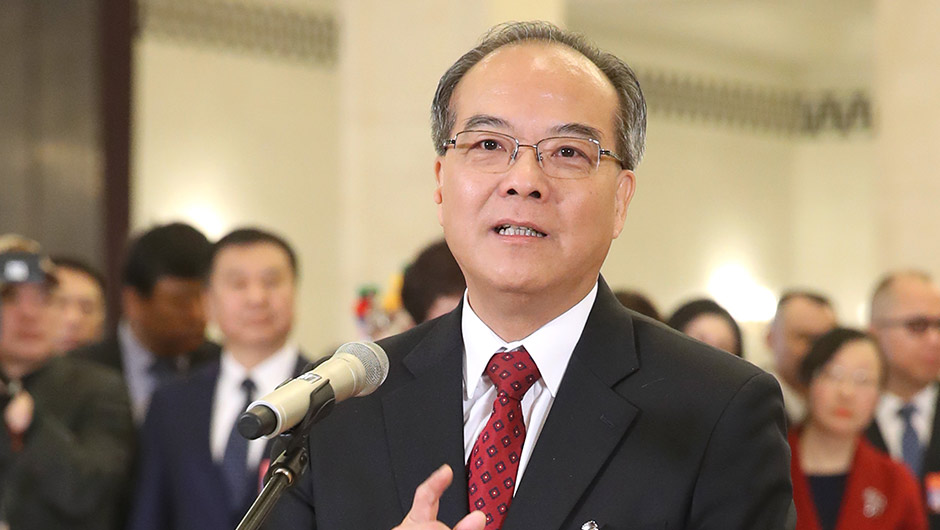 全國人大代表林少春接受采訪