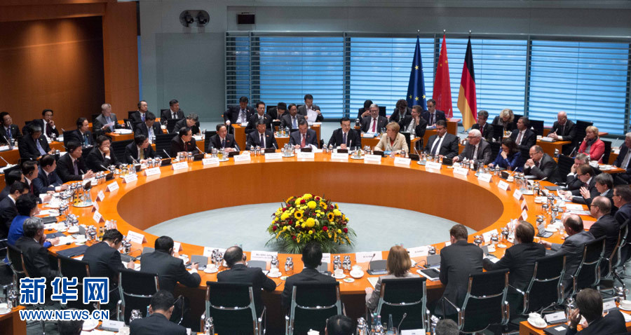 10月10日，中國國務院總理李克強在柏林與德國總理默克爾共同主持第三輪中德政府磋商。 新華社記者 李學仁 攝 