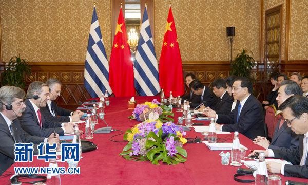 10月16日，中國國務院總理李克強在意大利米蘭會見希臘總理薩馬拉斯。 新華社記者 謝環馳 攝