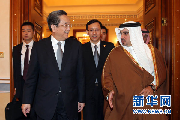 11月6日，正在巴林進行正式友好訪問的全國政協(xié)主席俞正聲在麥納麥會見巴林王儲薩勒曼。 新華社記者劉衛(wèi)兵攝