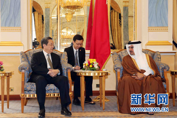 11月6日，正在巴林進行正式友好訪問的全國政協(xié)主席俞正聲在麥納麥會見巴林王儲薩勒曼。 新華社記者劉衛(wèi)兵攝