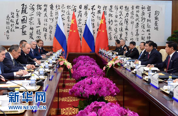 11月9日，中國國家主席習(xí)近平在北京釣魚臺國賓館會見俄羅斯總統(tǒng)普京。新華社記者 饒愛民 攝