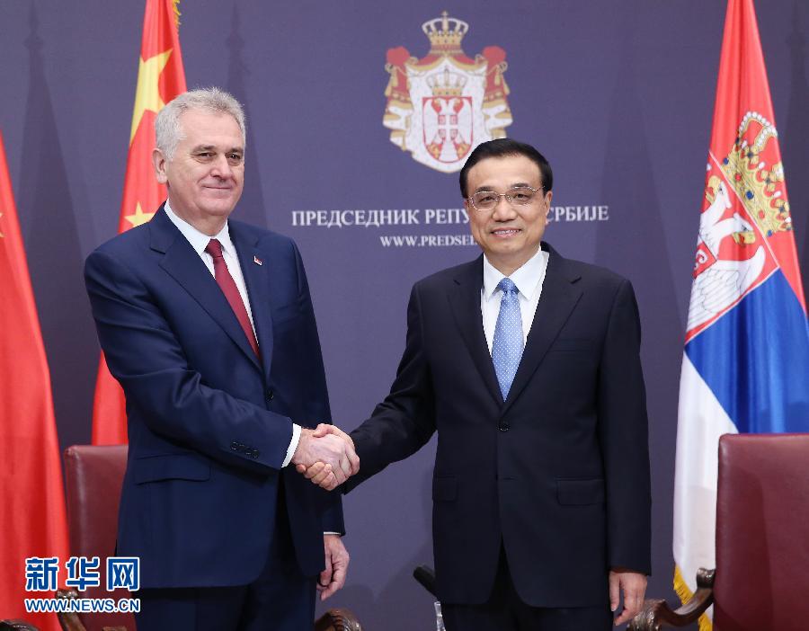 12月18日，中國國務院總理李克強在貝爾格萊德會見塞爾維亞總統尼科利奇。 新華社記者姚大偉攝