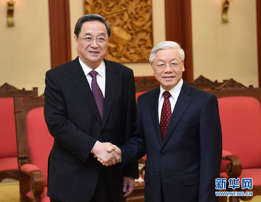 12月25日至27日，中共中央政治局常委、全國政協(xié)主席俞正聲對越南進(jìn)行正式訪問。這是12月26日，俞正聲在河內(nèi)會見越共中央總書記阮富仲。 新華社記者劉建生攝