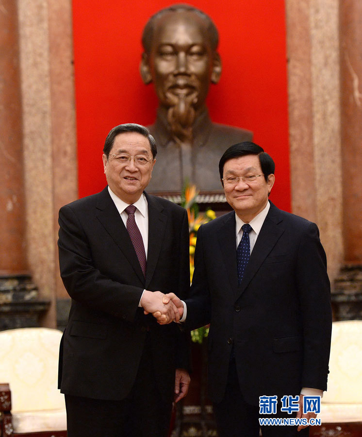 12月25日至27日，中共中央政治局常委、全國政協(xié)主席俞正聲對越南進(jìn)行正式訪問。這是12月26日，俞正聲在河內(nèi)會見越南國家主席張晉創(chuàng)。 新華社記者馬占成攝